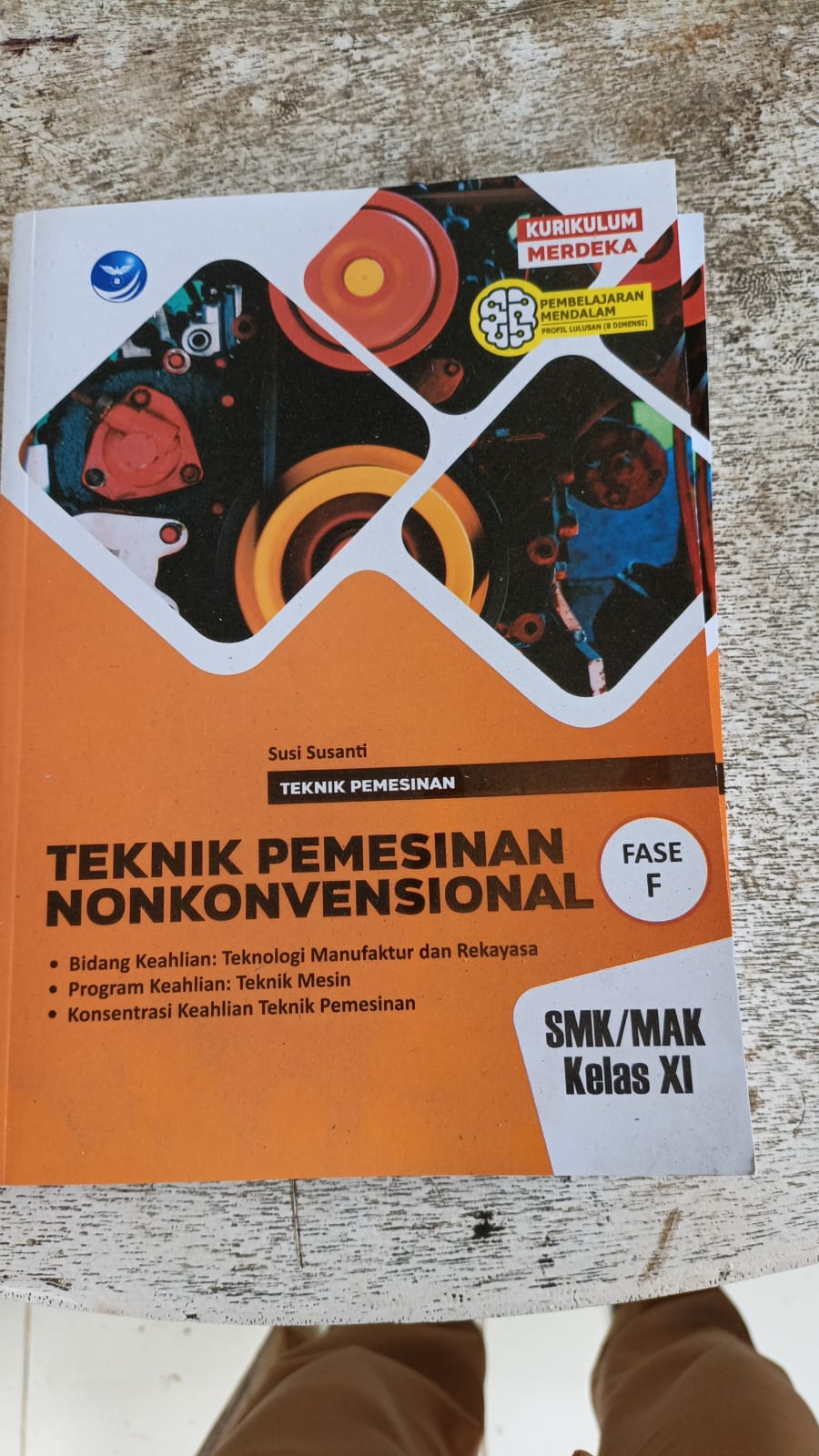 Buku